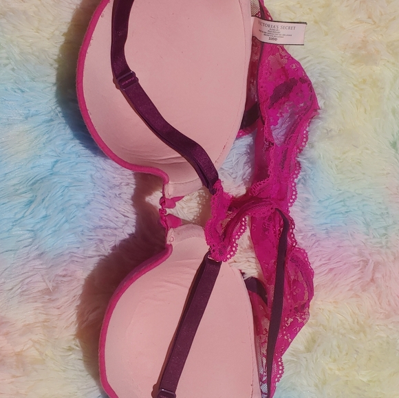 Victoria Secret bra - Picture 2 of 3